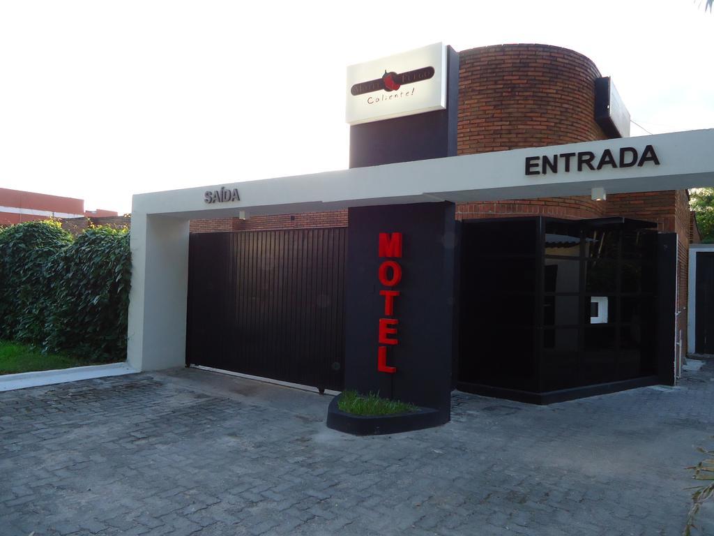 Motel Del Fuego (Adults Only) Pelotas Bagian luar foto