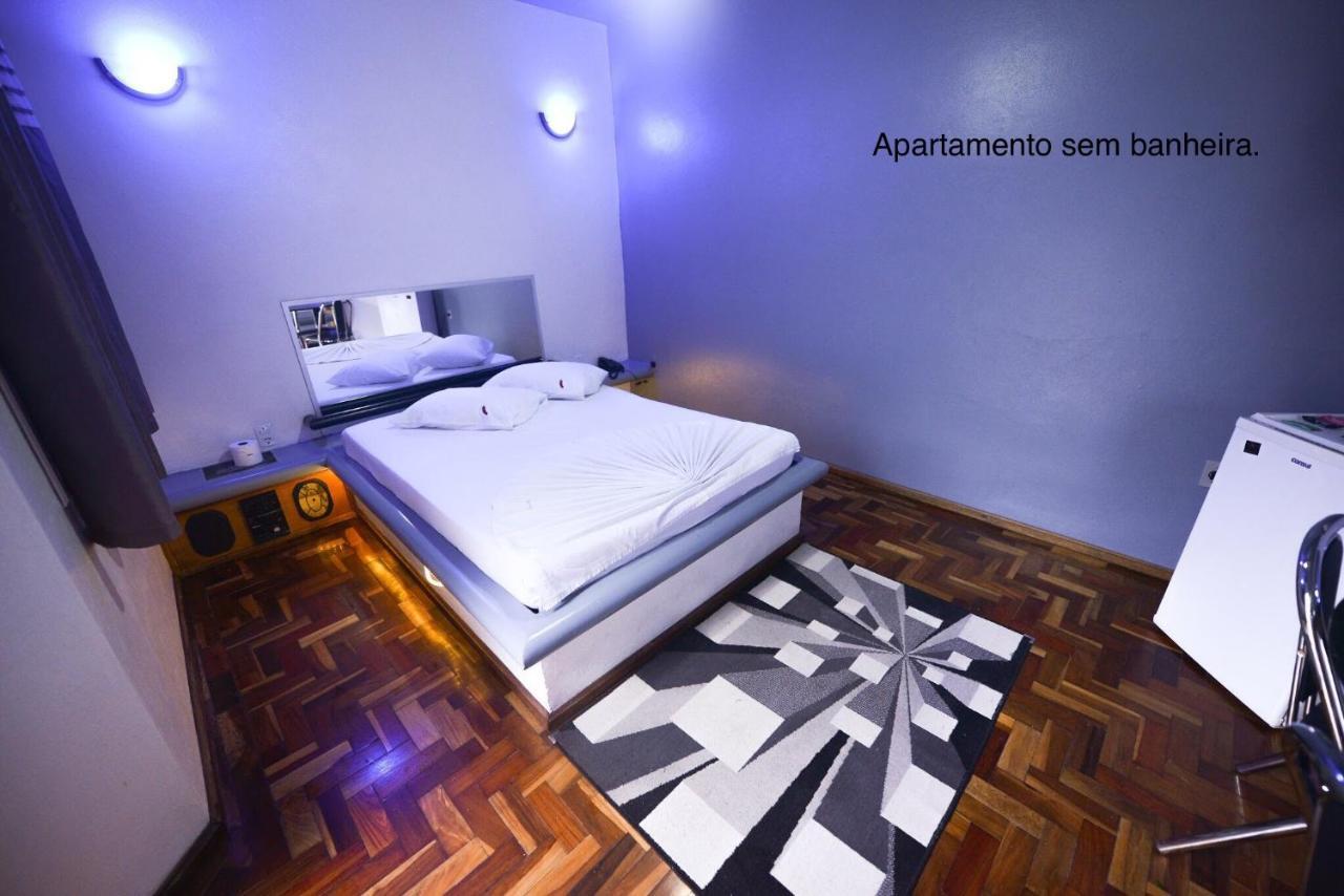Motel Del Fuego (Adults Only) Pelotas Bagian luar foto