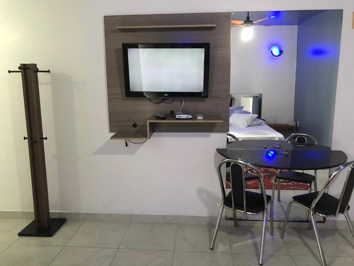 Motel Del Fuego (Adults Only) Pelotas Bagian luar foto